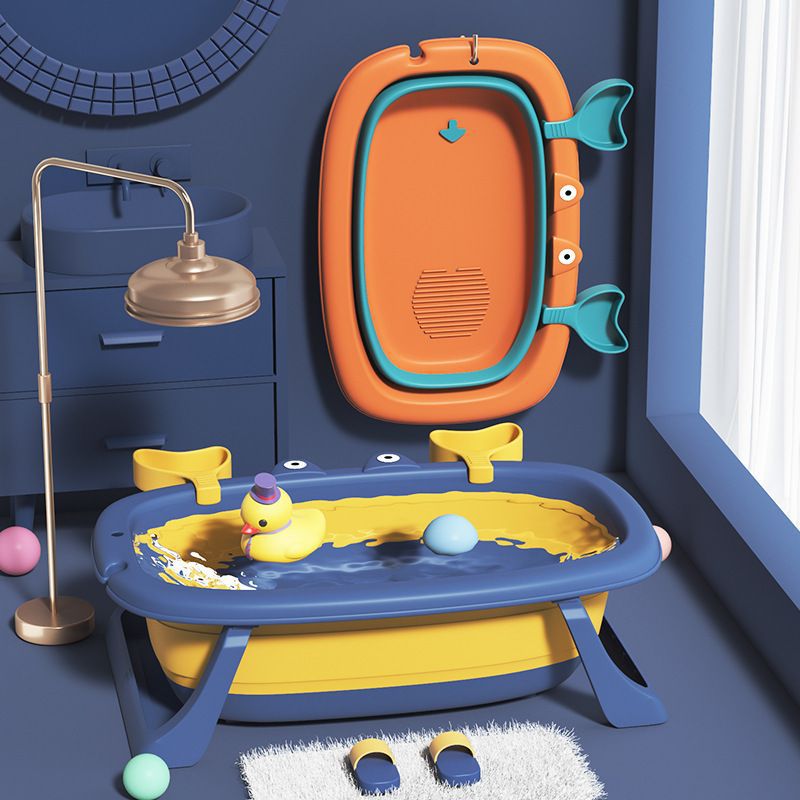 Foldable Baby Bathtub — Portable Newborn Bath Tub