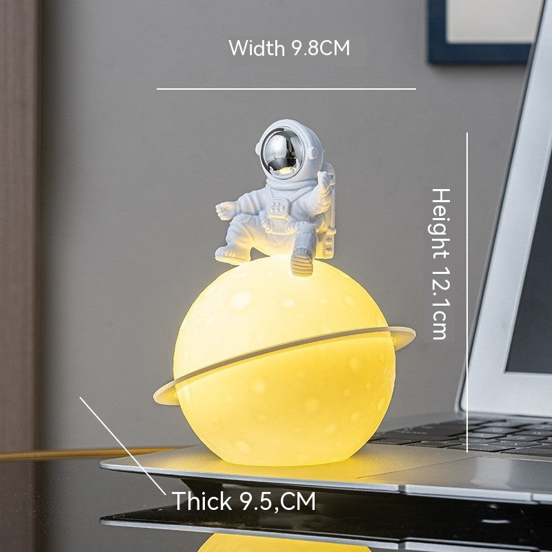 Astronaut Small Night Lamp Table Decoration